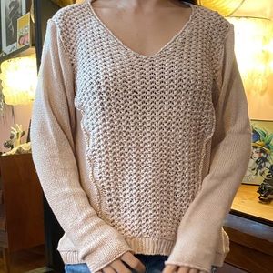 Large light pink sweater (thick)